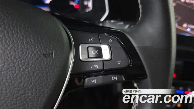 Volkswagen Jetta 2021 — Photo 15/32