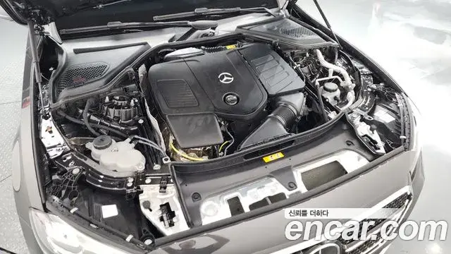 Mercedes-Benz E-Class 2025 — Фото 6/20