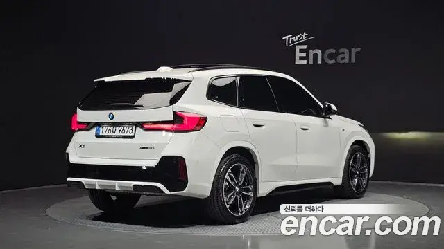 BMW X1 2025 — Фото 2/20