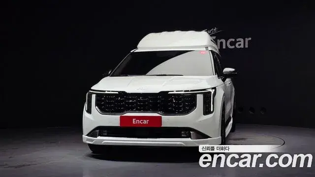 Kia Carnival 2025 — Photo 3/48