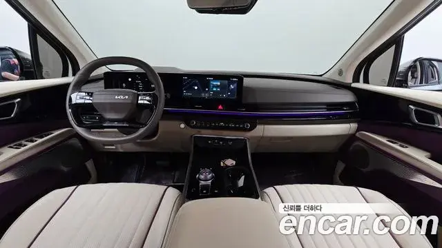 Kia Carnival 2025 — Photo 25/48