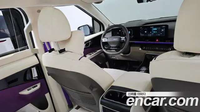 Kia Carnival 2025 — Photo 33/48
