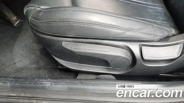 Kia K5 2021 — Photo 2/36
