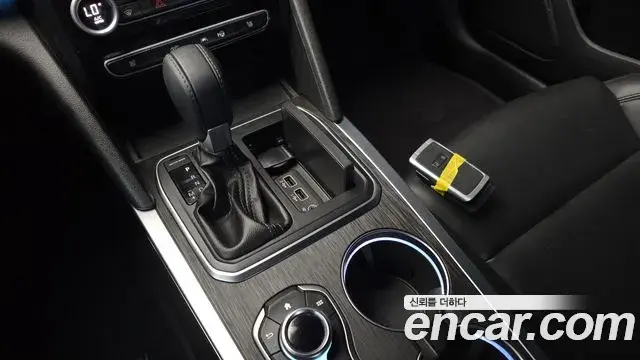 Renault Samsung SM6 2023 — ფოტო 15/20