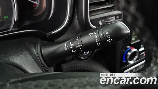 Renault Samsung QM6 2021 — Şəkil 29/36