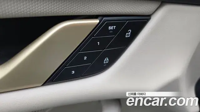 Porsche Taycan 2024 — Photo 17/37