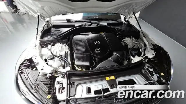 Mercedes-Benz GLC-Class 2025 — Photo 5/31