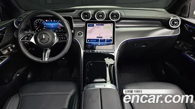 Mercedes-Benz GLC-Class 2025 — Photo 12/31
