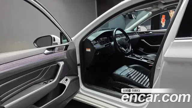 Volkswagen Passat GT 2022 — Şəkil 2/33