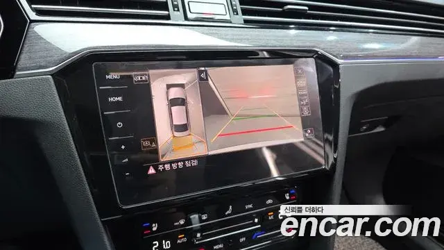 Volkswagen Passat GT 2022 — Şəkil 33/33