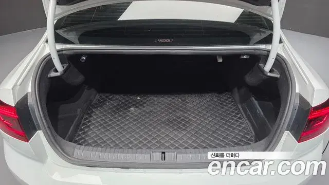 Volkswagen Passat GT 2022 — Şəkil 7/33