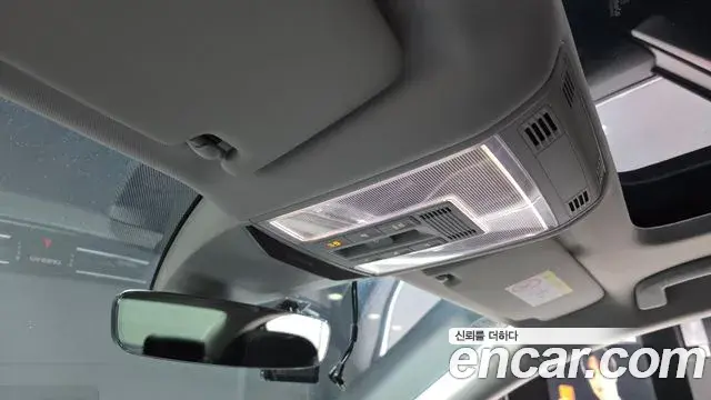Volkswagen Passat GT 2022 — Şəkil 13/33