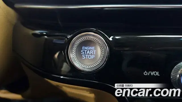 Genesis G80 2024 — Photo 31/35