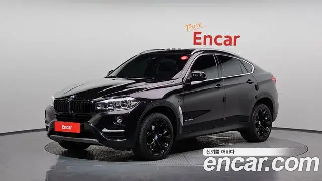 BMW X6 2019 — ფოტო 13/20