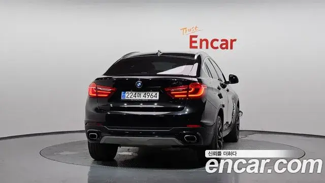 BMW X6 2019 — ფოტო 16/20