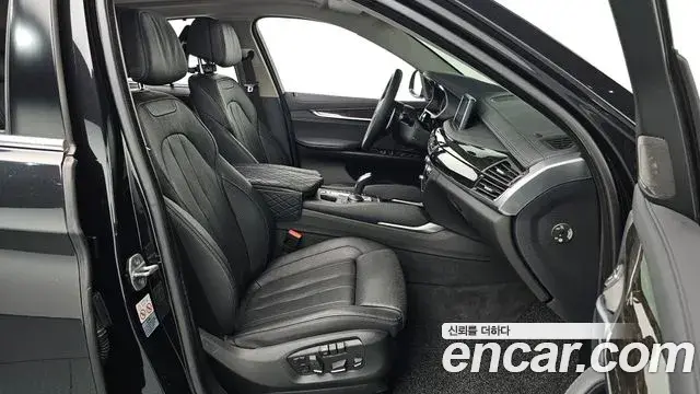 BMW X6 2019 — ფოტო 12/20