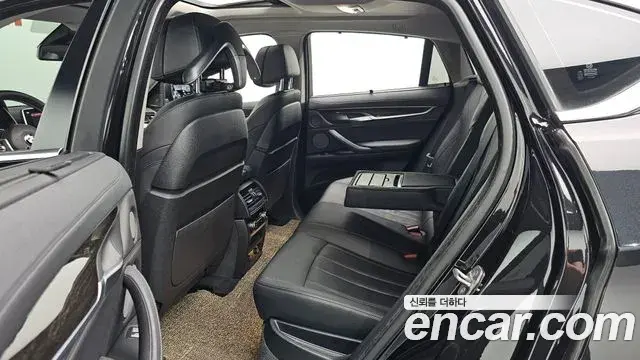BMW X6 2019 — ფოტო 14/20