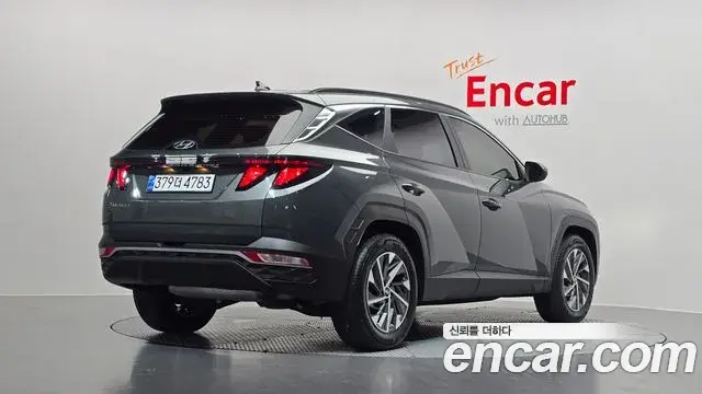 Hyundai Tucson Hybrid 2022 — ფოტო 7/20