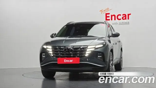 Hyundai Tucson Hybrid 2022 — ფოტო 8/20