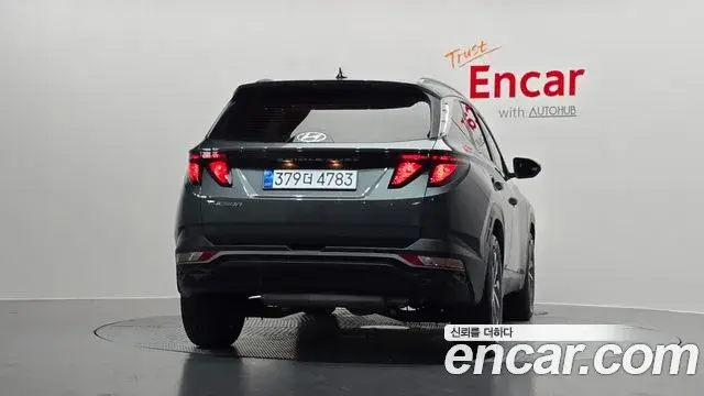 Hyundai Tucson Hybrid 2022 — ფოტო 4/20