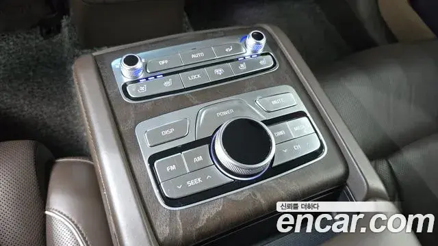 Kia The K9 2018 — Şəkil 8/39