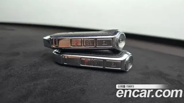 Kia The K9 2018 — Şəkil 10/39