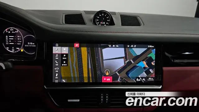 Porsche Cayenne 2020 — Фото 14/20