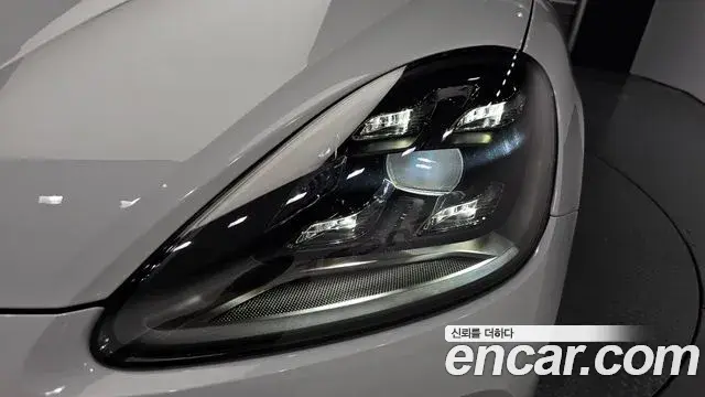 Porsche Cayenne 2020 — Şəkil 5/37