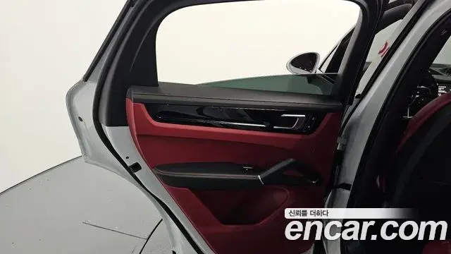 Porsche Cayenne 2020 — Şəkil 2/37