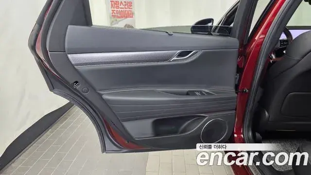 Genesis G80 2024 — ფოტო 32/37