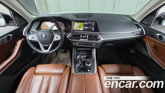 BMW X7 2021 — Photo 4/34