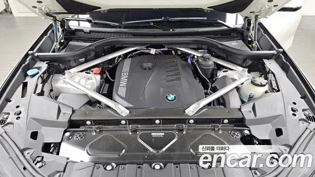 BMW X5 2026 — Photo 32/34