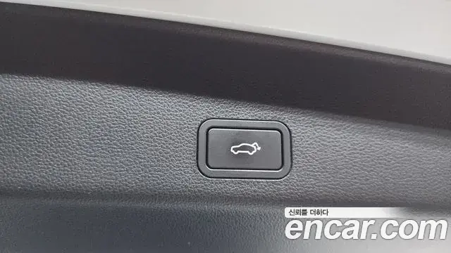 Renault Samsung Grand Koleos 2024 — Фото 17/20
