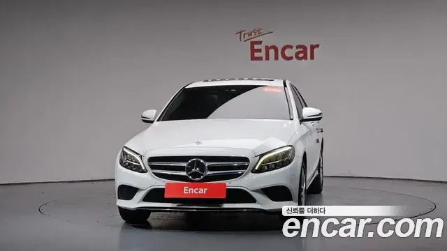 Mercedes-Benz C-Class 2020 — Şəkil 27/34