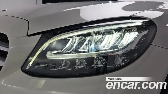 Mercedes-Benz C-Class 2020 — Şəkil 34/34