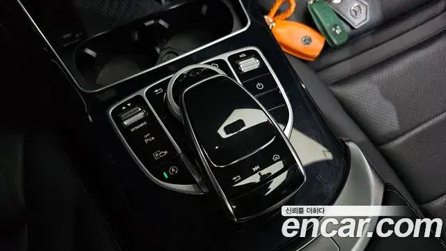 Mercedes-Benz C-Class 2020 — Şəkil 8/34