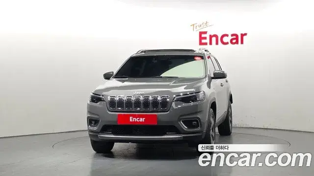 Jeep Cherokee 2021 — ფოტო 10/32