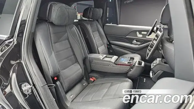 Mercedes-Benz GLS-Class 2022 — Фото 13/20