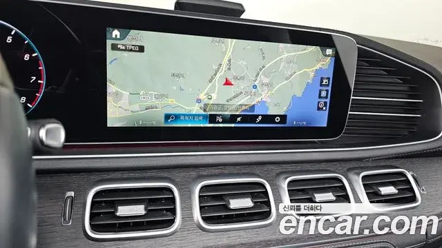 Mercedes-Benz GLS-Class 2022 — Фото 15/20