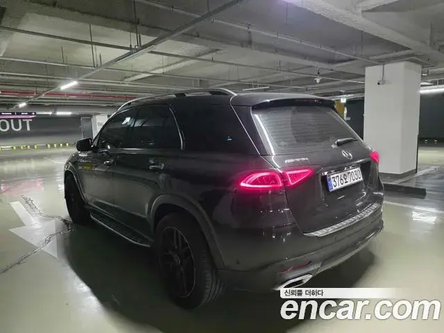 Mercedes-Benz GLE-Class 2019 — ფოტო 1/10