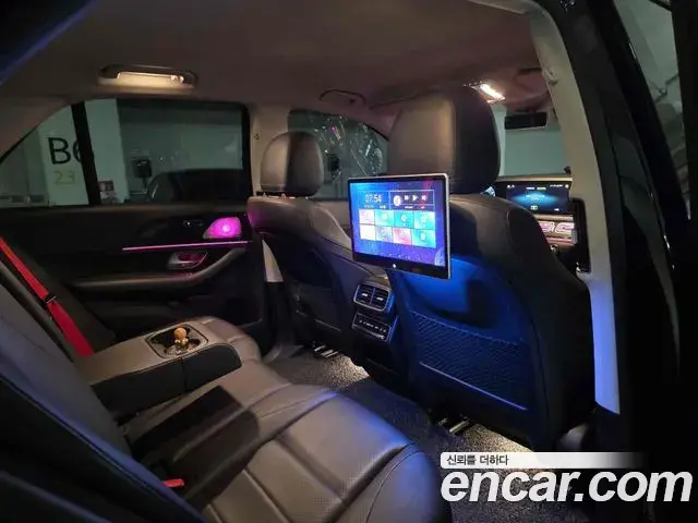 Mercedes-Benz GLE-Class 2019 — ფოტო 6/10