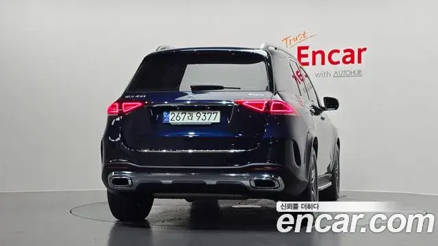 Mercedes-Benz GLE-Class 2021 — Фото 4/20