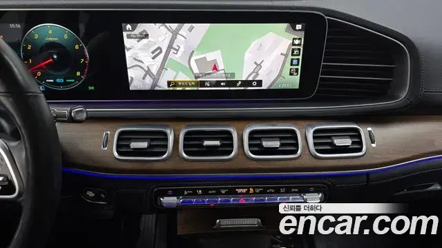 Mercedes-Benz GLE-Class 2021 — Фото 13/20