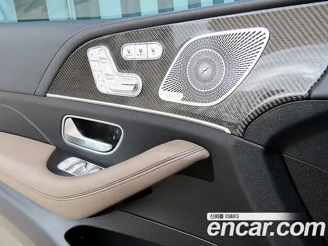 Mercedes-Benz GLE-Class 2023 — ფოტო 1/20