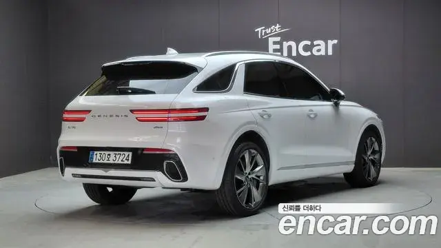 Genesis GV70 2023 — Photo 3/31