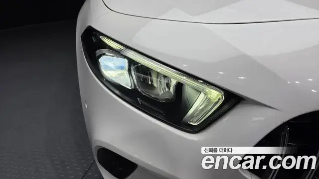 Mercedes-Benz A-Class 2019 — Şəkil 6/30