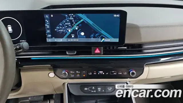 Kia Carnival 2024 — Photo 12/33