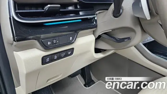 Kia Carnival 2024 — Photo 1/33