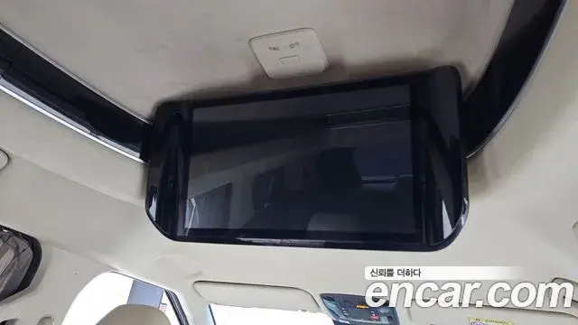 Kia Carnival 2024 — Photo 11/33