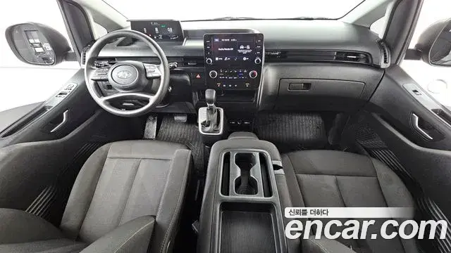 Hyundai Staria 2022 — Фото 7/20